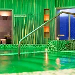 Esplanade & - Adults Only